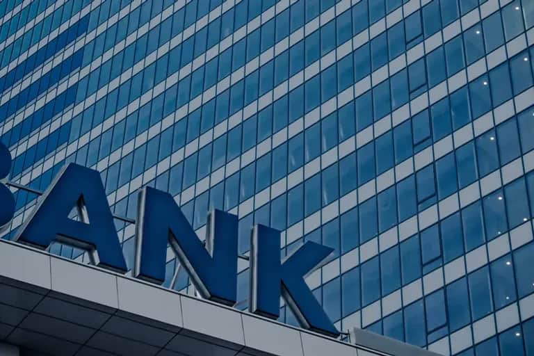 Banques cotées: vont-elles profiter de la hausse des taux ?