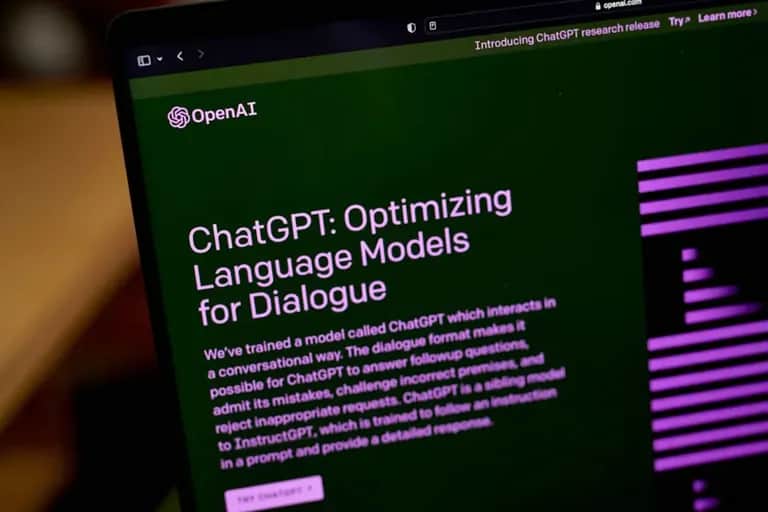 ChatGPT débarque enfin sur les smartphones