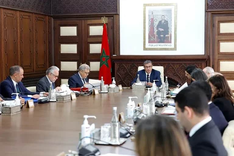 Conseil de gouvernement: projets de décrets sur l'AMO, organisation ministérielle, coopération avec le Portugal au menu
