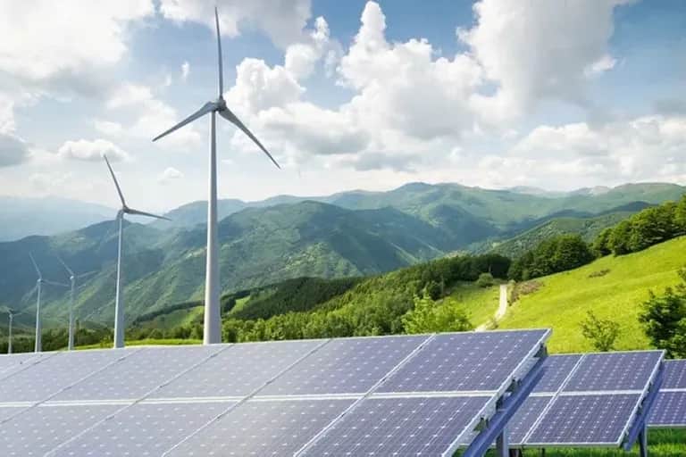 Croissance économique : les énergies renouvelables en tête des moteurs du Maroc en 2026