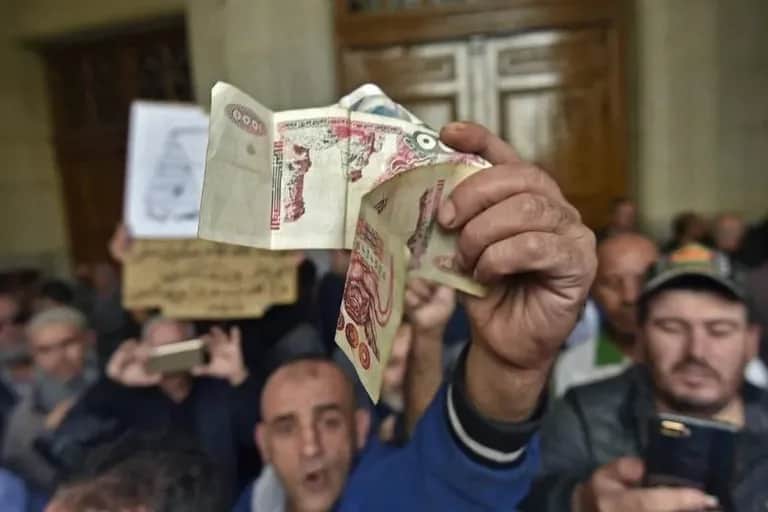 FMI: des perspectives économiques "incertaines et difficiles" en Algérie