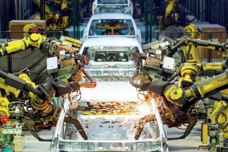 Industrie automobile : le secteur ambitionne de doubler ses exportations en 5 ans