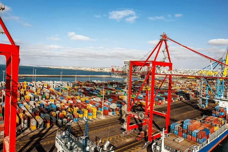 Exportations Industrielles: une croissance significative de 236,5 à 369,7 milliards de DH entre 2018 et 2022