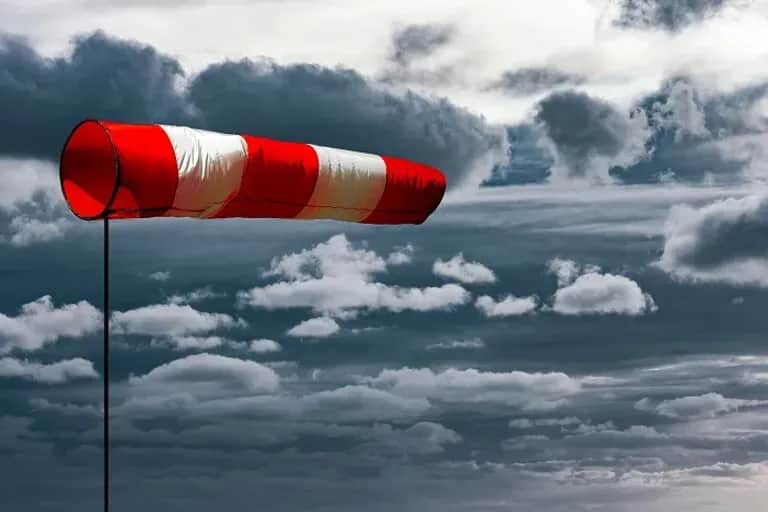 Bulletin météo: fortes pluies et rafales de vent jeudi et vendredi dans plusieurs provinces du Royaume