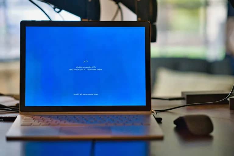 Pannes mondiales : un Internet hypercentralisé qui montre ses limites