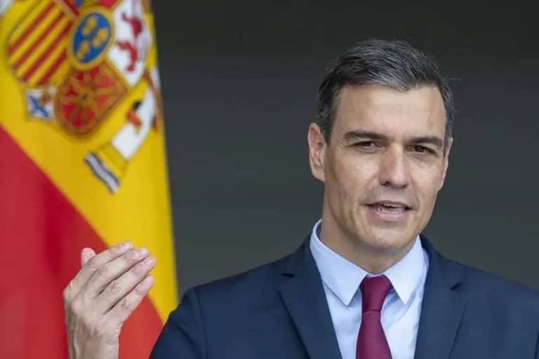 Espagne: le Parlement reconduit le Premier ministre Pedro Sánchez pour un nouveau mandat