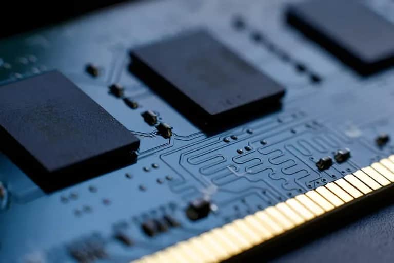Pénurie de RAM : les assembleurs de PC gaming pris en étau par la réorientation industrielle