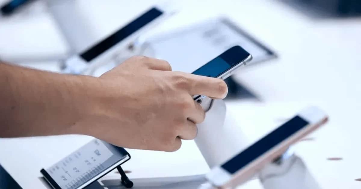 PLF 2026 : le gouvernement abaisse le droit d’importation sur les smartphones