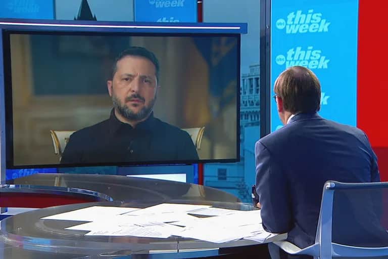Ukraine : Zelensky répond à Trump et réclame une trêve de 60 jours pour organiser des élections