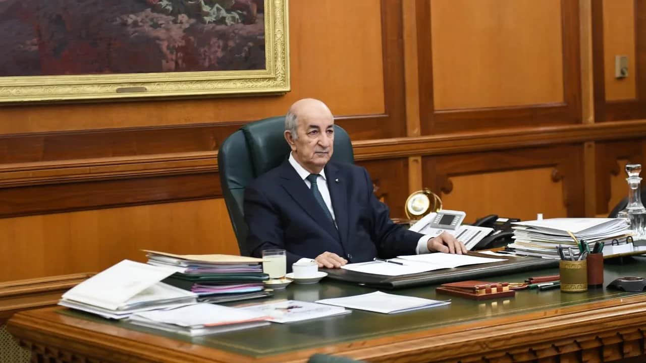 Algérie: La température des incendies a atteint la tête du président de ce pays voisin