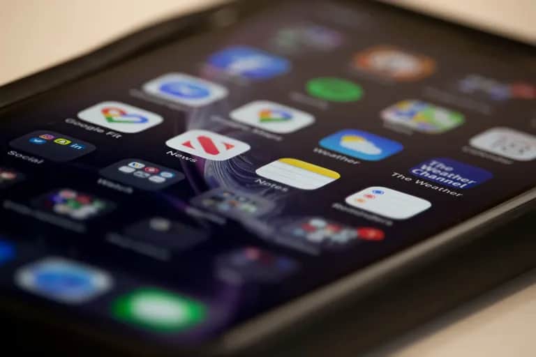 Applications mobiles: le marché trébuche en 2022 et voit grand pour 2023