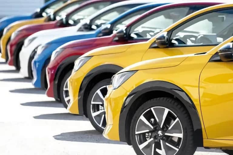 Ventes automobiles : un bond de 46,4% en février 2025