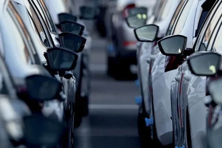 Le marché automobile affiche une hausse des ventes en octobre 2024