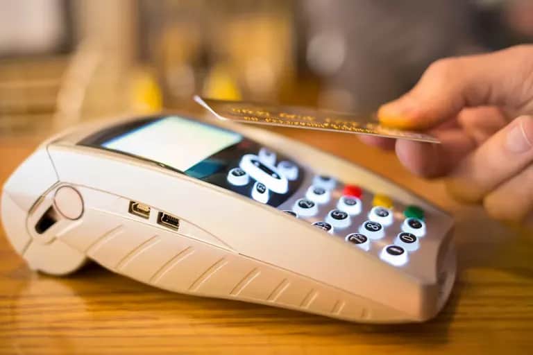 Paiement par carte : Bank Al-Maghrib plafonne les frais d'interchange dès octobre 2026