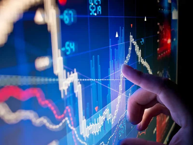 Bourse: les actions à détenir en 2023 pour traverser la zone de turbulences