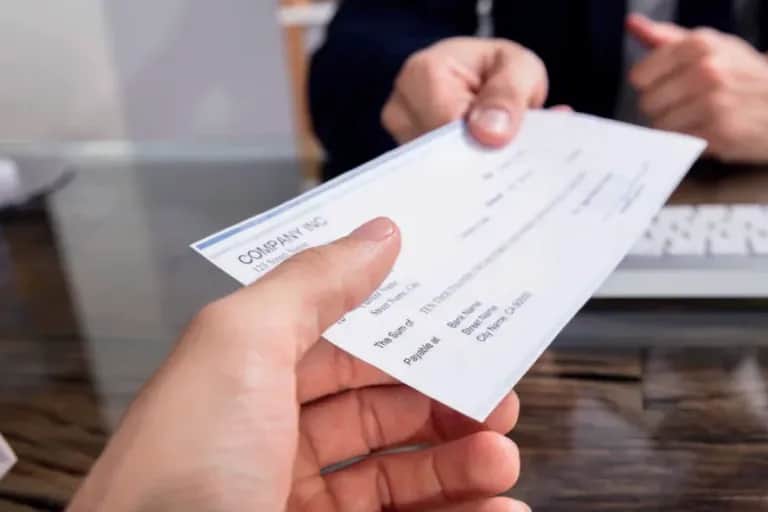 Chèques sans provision : vers une dépénalisation encadrée