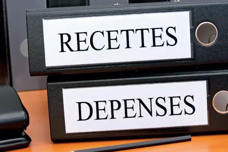 Déficit budgétaire : entre réformes et soutiens internationaux