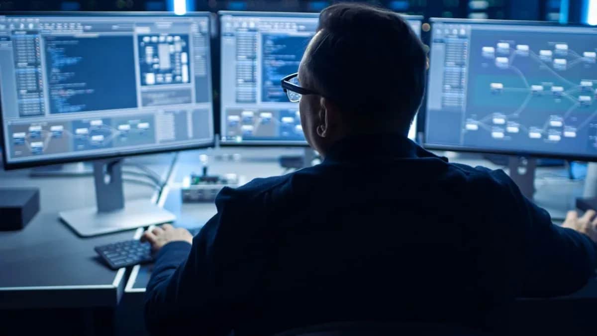 Cybersécurité : 6 spécialistes sur dix estiment qu’une formation officielle est inutile dans leur emploi actuel