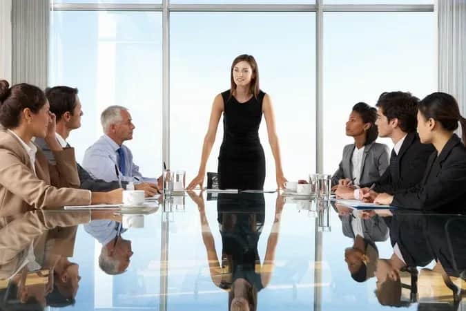 Rapport. Les postes de haut niveau restent largement inaccessibles aux femmes dans le monde entier