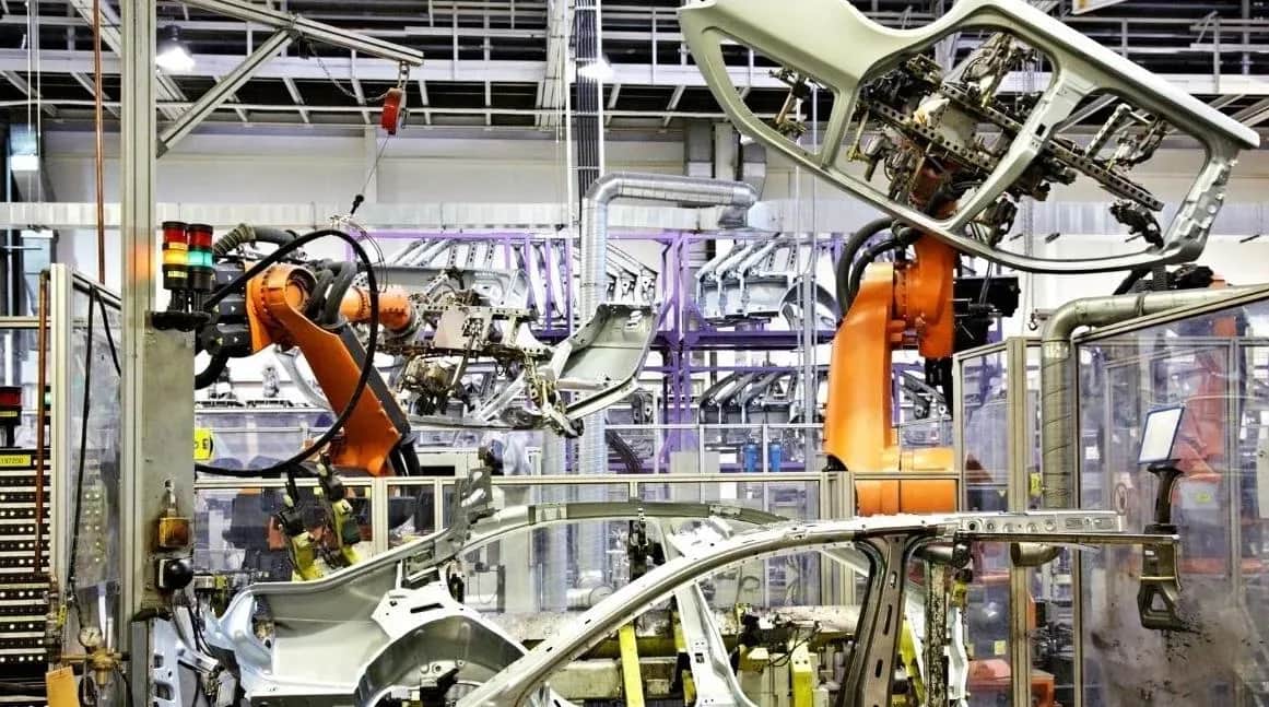 Industries manufacturières: hausse de l'indice de prix de 0,7% en mars