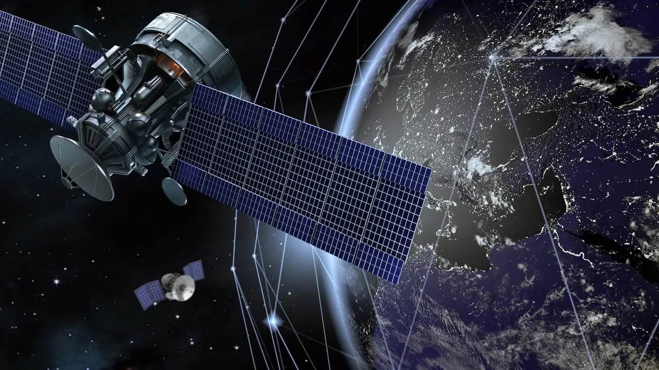 Internet par satellite: les opérateurs à la conquête de l’espace