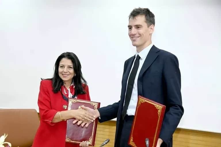 IA : le Maroc et Mistral dévoilent leurs premières solutions en open source