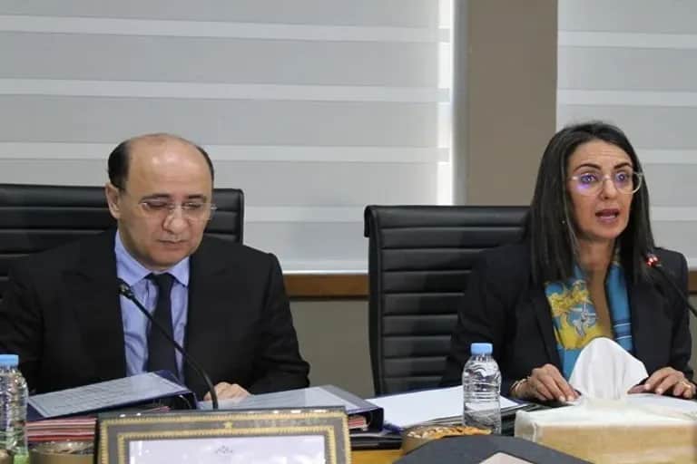 Nadia Fettah préside une session du Conseil d’administration de la CNSS