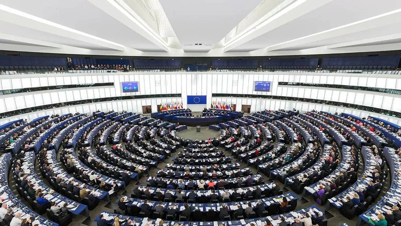 Parlement européen : La cabale rebondit !