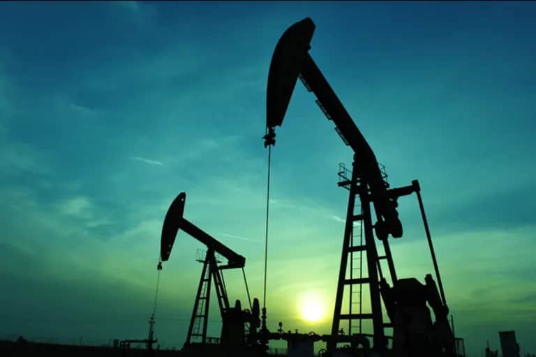 Pétrole: Quelles prévisions pour le prix et la production en 2024 ?