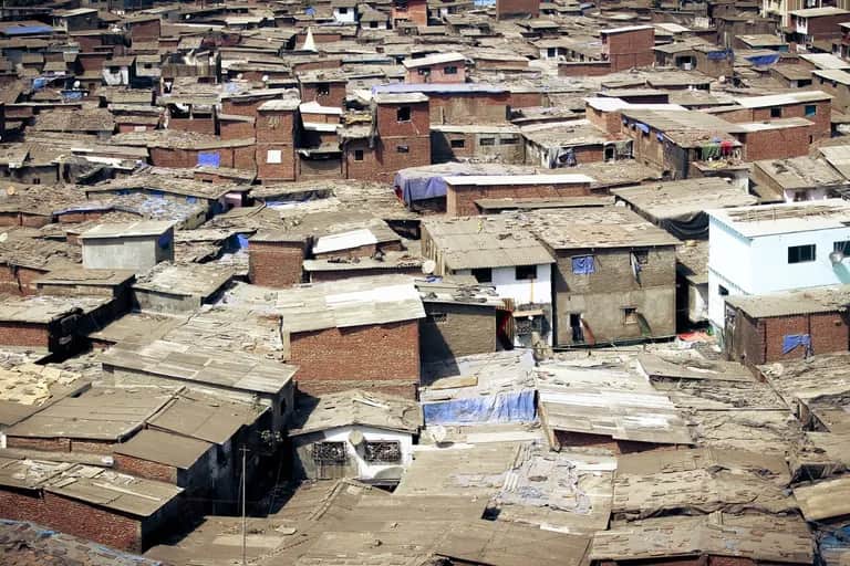 Programme "Villes sans bidonvilles": plus de 300.000 familles bénéficiaires pour un coût global de 40 milliards de DH