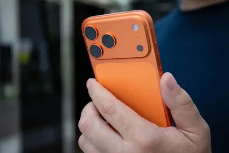 Smartphones : l’iPhone 18 arrive sur un marché qui vend moins, mais plus cher