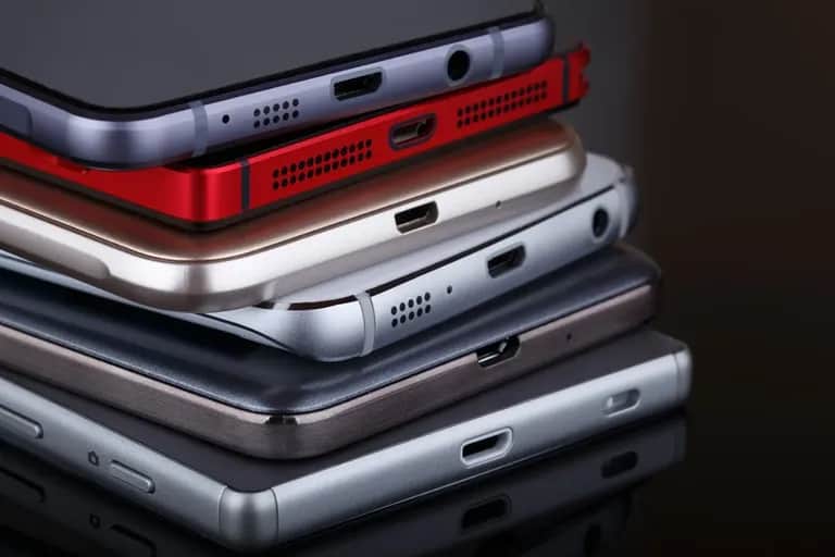 Smartphones : le marché mondial change de modèle