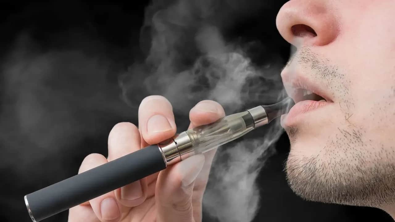 Tabagisme : la e-cigarette gagne du terrain chez les adolescents au Maroc