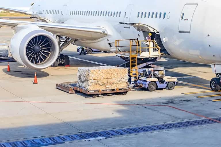 Transport aérien: signature d'un accord entre le Maroc et l'Arabie Saoudite