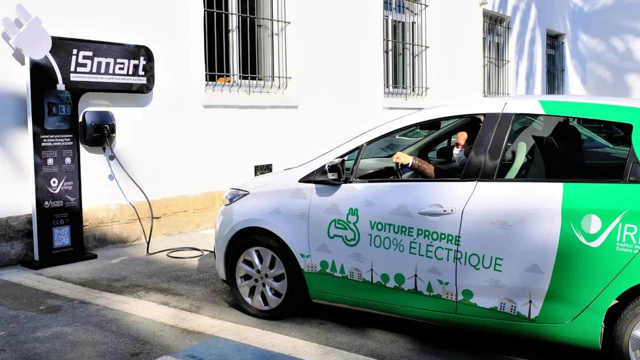 Véhicules électriques: la ligne de production de la borne de recharge 100% marocaine voit le jour