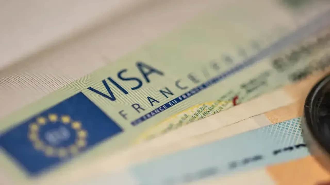 Visas pour la France : derrière la polémique, les chiffres confirment la place du Maroc