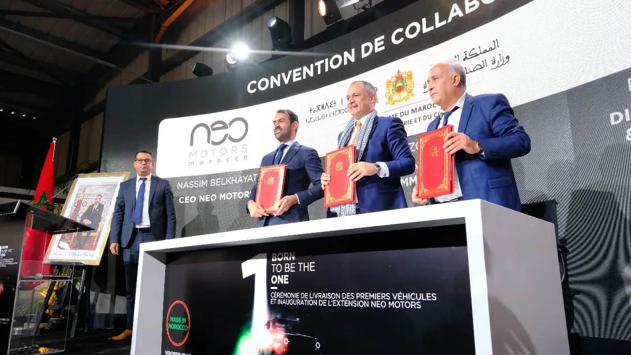 Lancement de la commercialisation de la voiture NEO