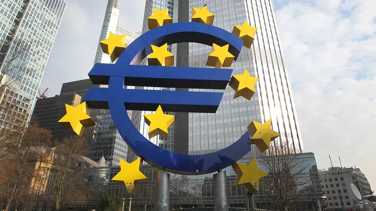 Zone euro : la BCE envisage de relever ses taux d'intérêt pour contrer l'inflation