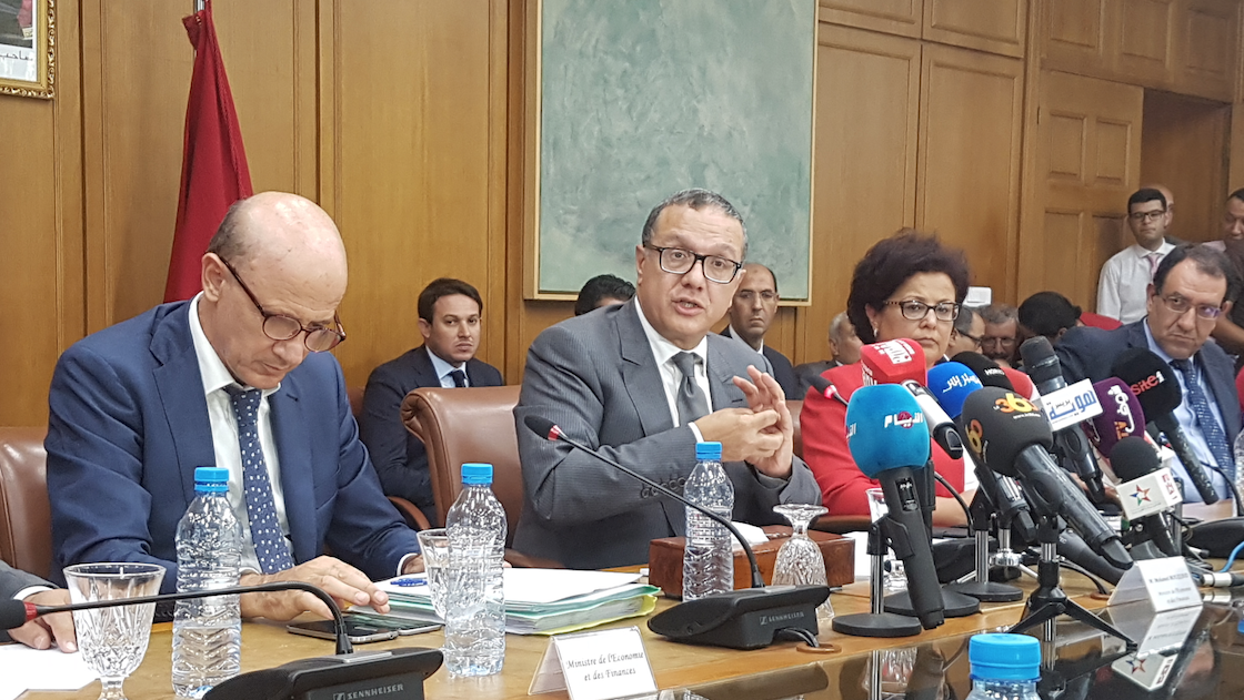 Hausse de la TVA sur le carburant : «Une demande des sociétés de transports formelles» (Boussaid)