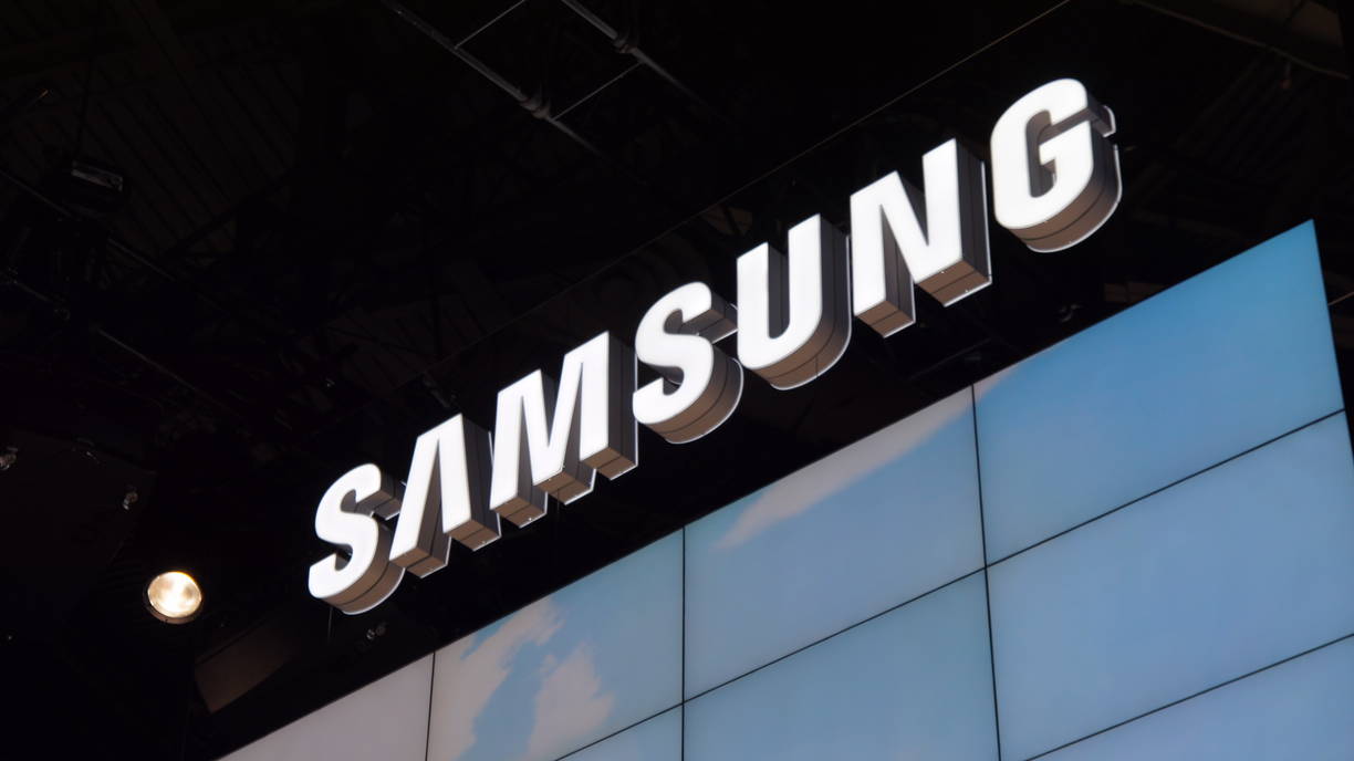 Coup dur pour Samsung, qui repousse la sortie de son smartphone pliable