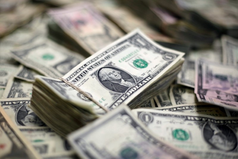 La part du dollar dans les réserves de change au plus bas depuis 2013, selon le FMI