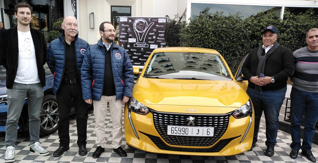Peugeot 208 sacrée «Voiture de l’année 2020» !