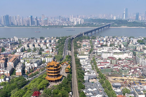 Covid-19: l'hôpital de Wuhan, construit en 10 jours, ferme ses portes