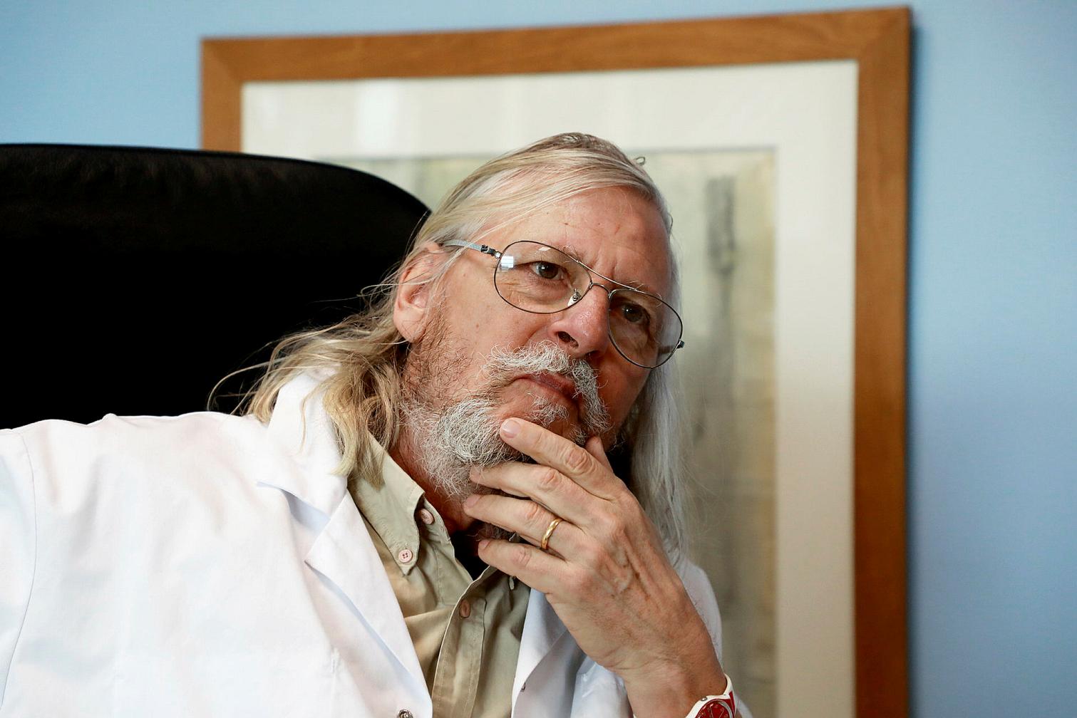 Pr Didier Raoult, génie ou charlatan, nous invite à garder raison