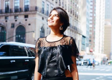 Sara Erraissi : Exubérance, intensité et plénitude