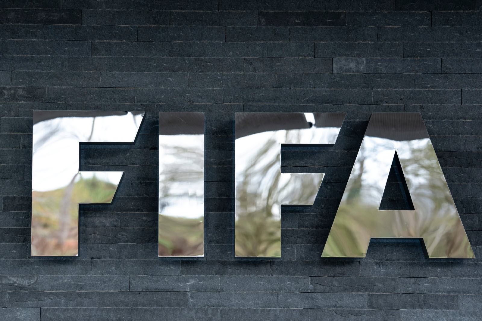 Transferts internationaux : plus de 13 milliards de dollars dépensés en 2025, selon la FIFA